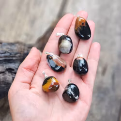 Sardonyx trumlad, silverpläterat hänge -30% fynd B-kvalite/annat