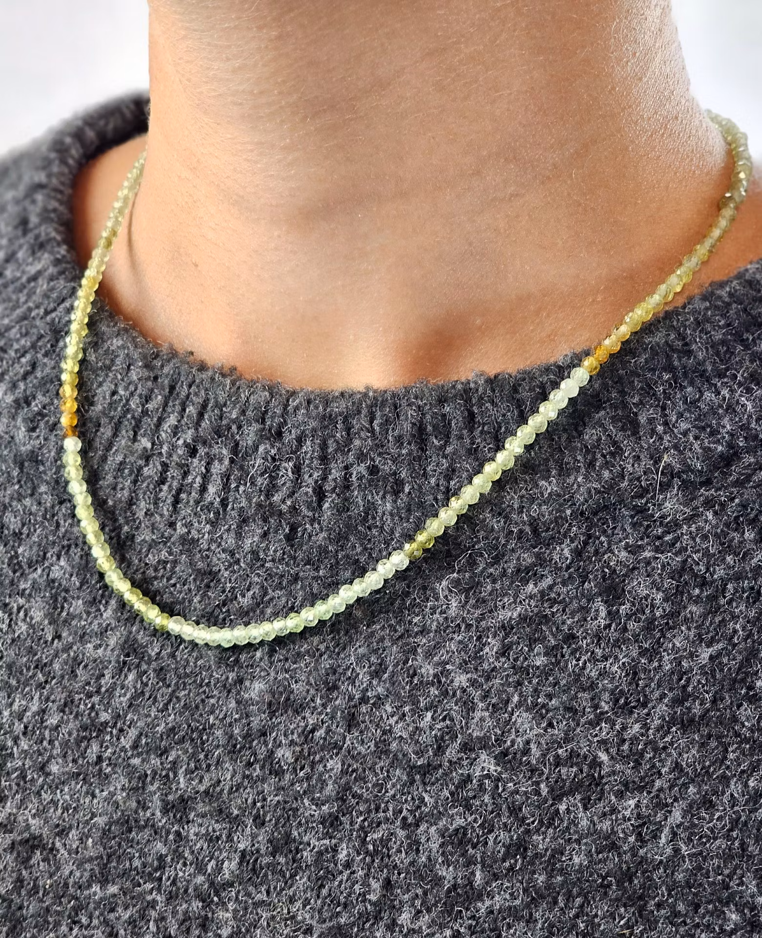 Grön Granat, halsband 4mm facetterade pärlor 925s.