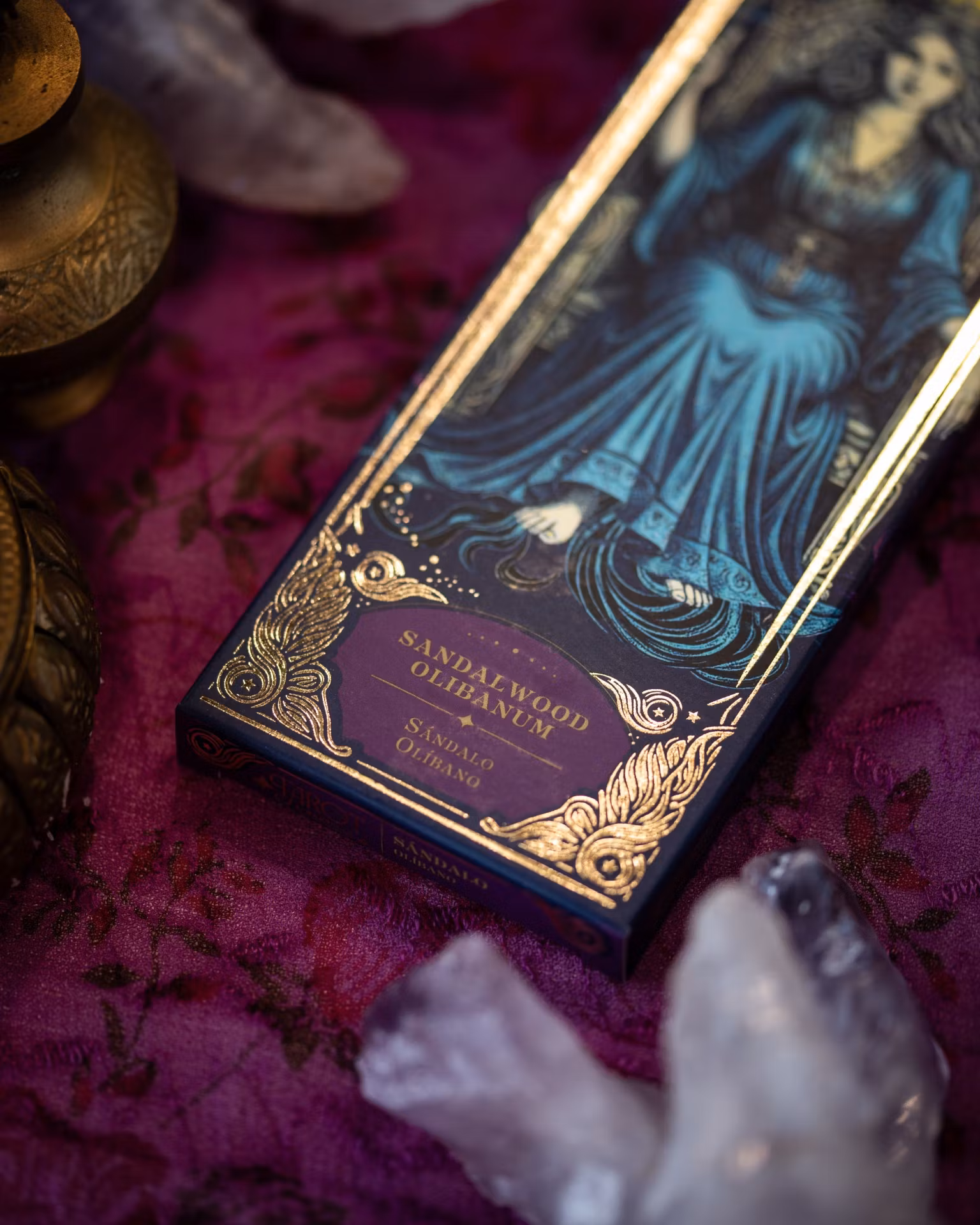 Sagrada Madre – Tarot de Marsella Sandelträ och Olibanum, rökelsepinnar + 1 tarotkort