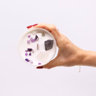 Ancient Wisdom – Kronchakra doftljus med Ametist & Rökkvarts – 17 h