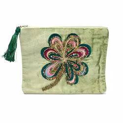 Broderad necessär, grön med fyrklöver