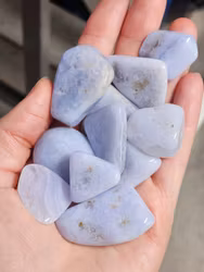 Blå Kalcedon, trumlad -40% fynd avvikande mönster/mindre storlek