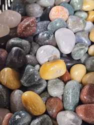 Mix med trumlade stenar (500 gram) -65% fynd sprickor