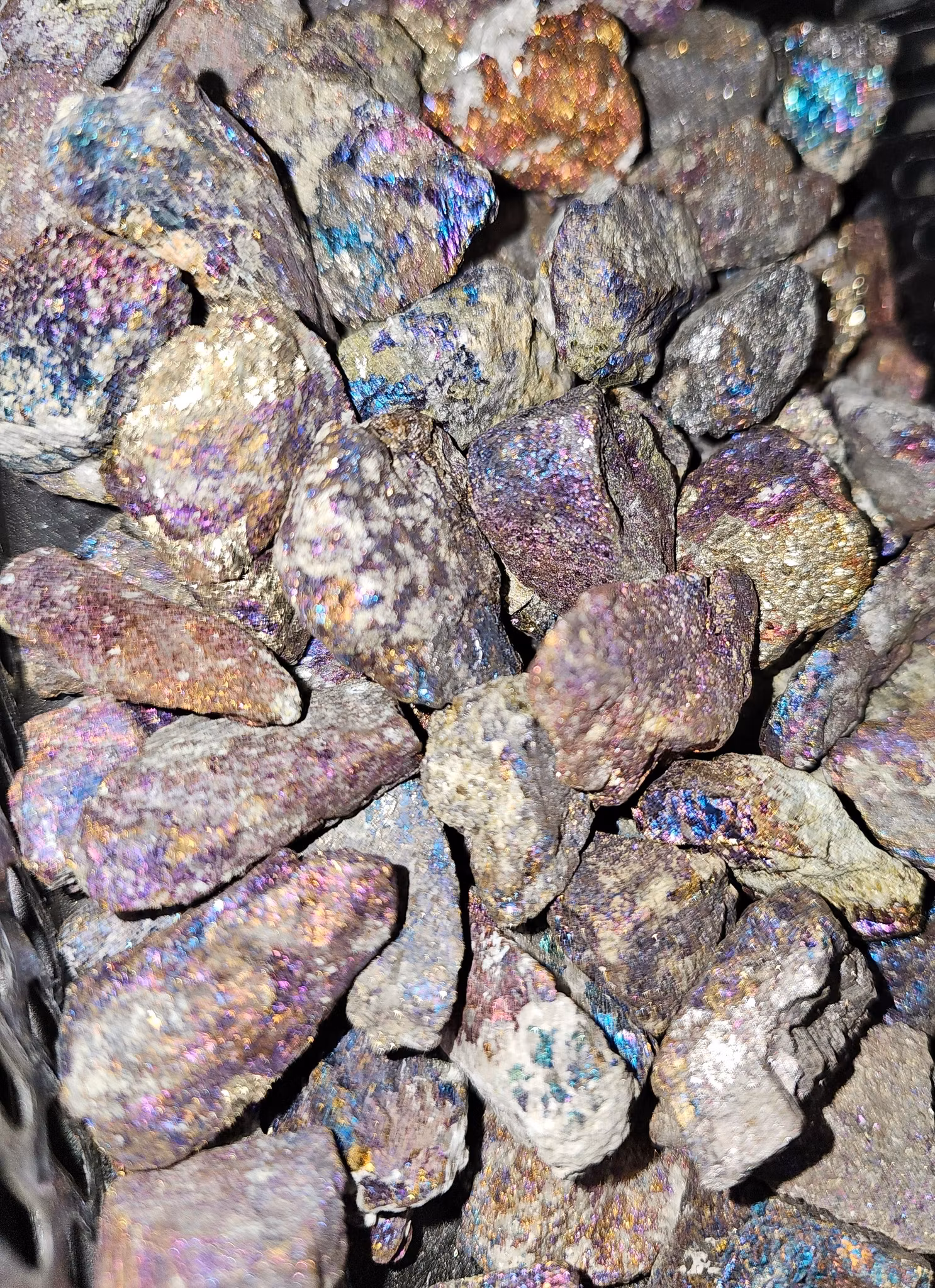 Bornit, rå -40% fynd *något mindre färg (Påfågelsten/Påfågelkoppar)