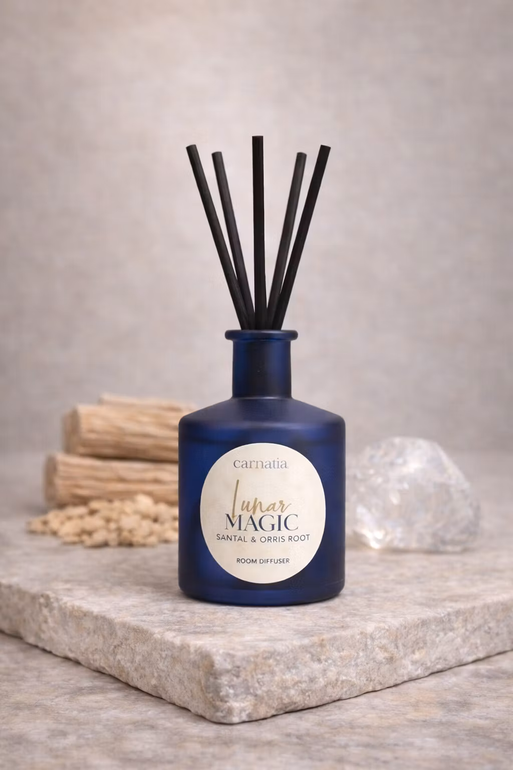 Carnatia Starry Spell – Lunar Magic (Santal & Orris Root), doftpinnar (150 ml)