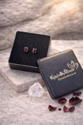 Granat – Ovala Facettörhängen, 925 Silver