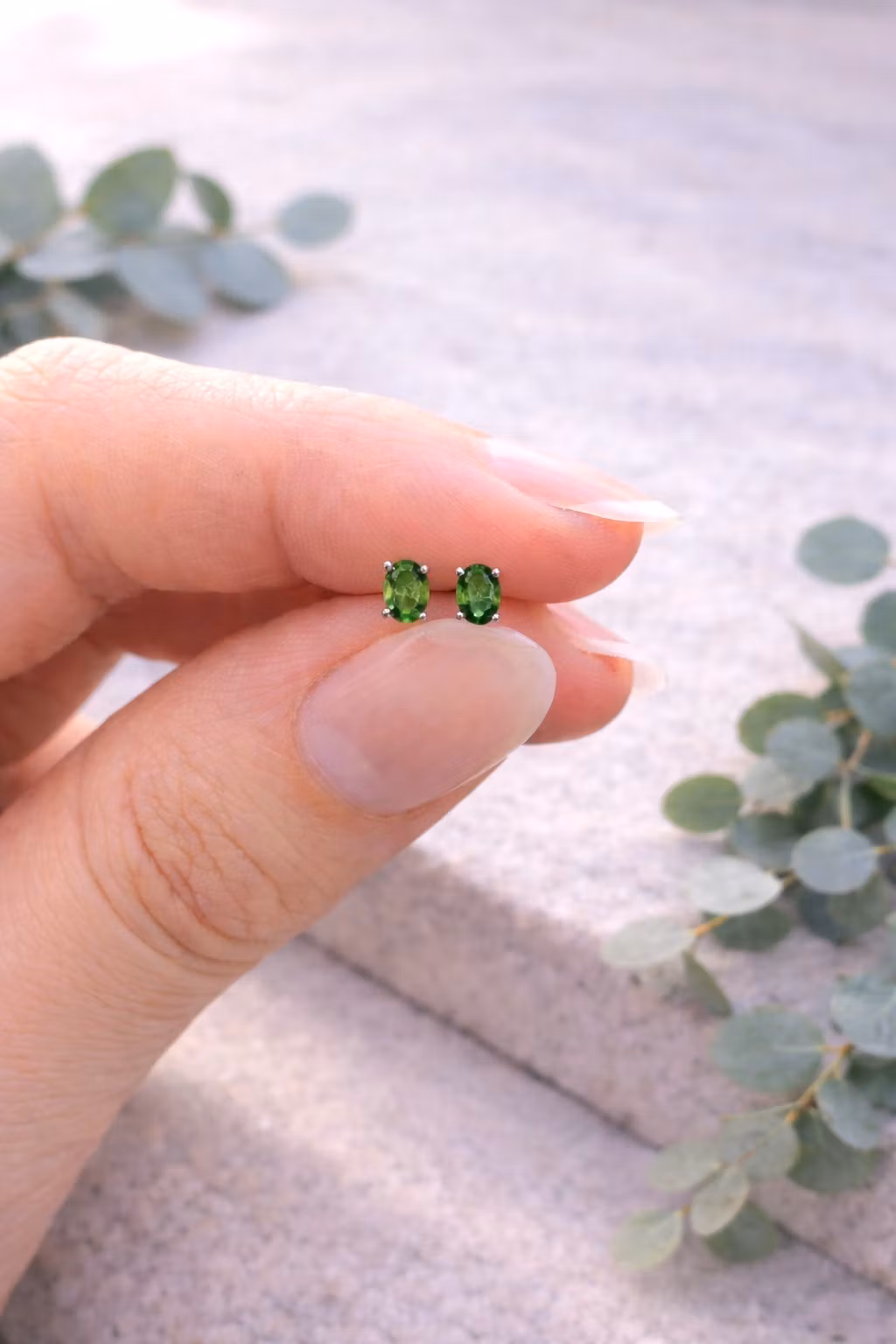 Diopsid – Ovala Facettörhängen, 925 Silver