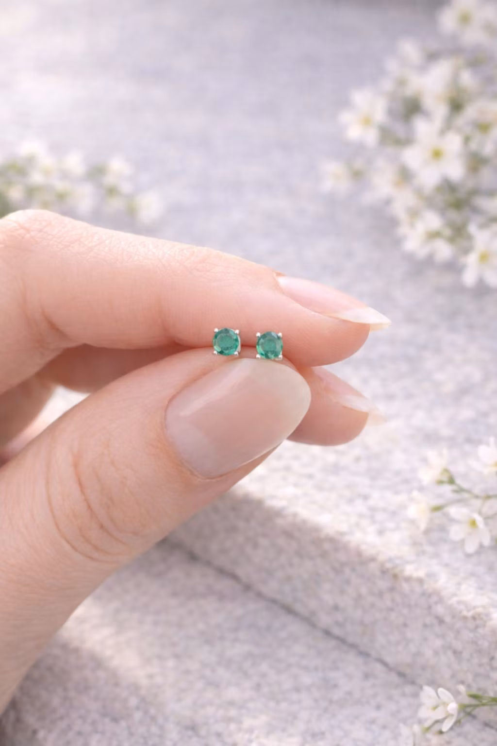 Smaragd – Runda Facettörhängen, 925 Silver