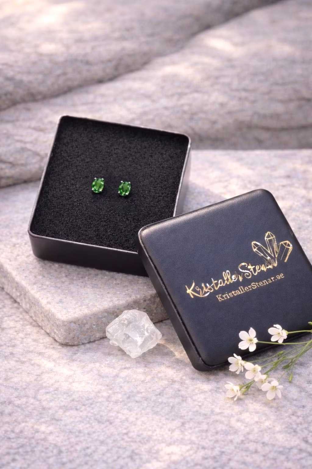 Diopsid – Ovala Facettörhängen, 925 Silver