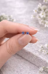 Safir – Runda Facettörhängen, 925 Silver