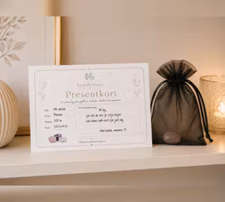 Fysiskt Presentkort – Personlig Gåva med Kristall