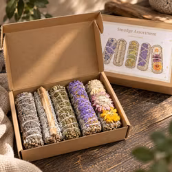 Vit Salvia presentset – 5 botaniska rökelsebuntar i gåvoask