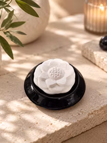 Aromasten Lotus – doftspridare för eteriska oljor, Svart