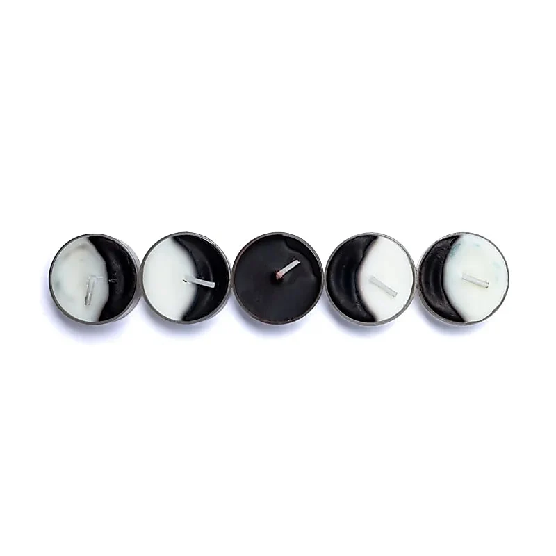 PureWorks Esoteric Collection Moon Phases – fem oparfymerade värmeljus med olika månfaser i svart och guldfärgad presentförpackning