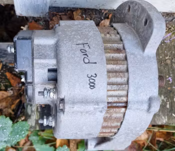 Generator Ford 3000 Traktor