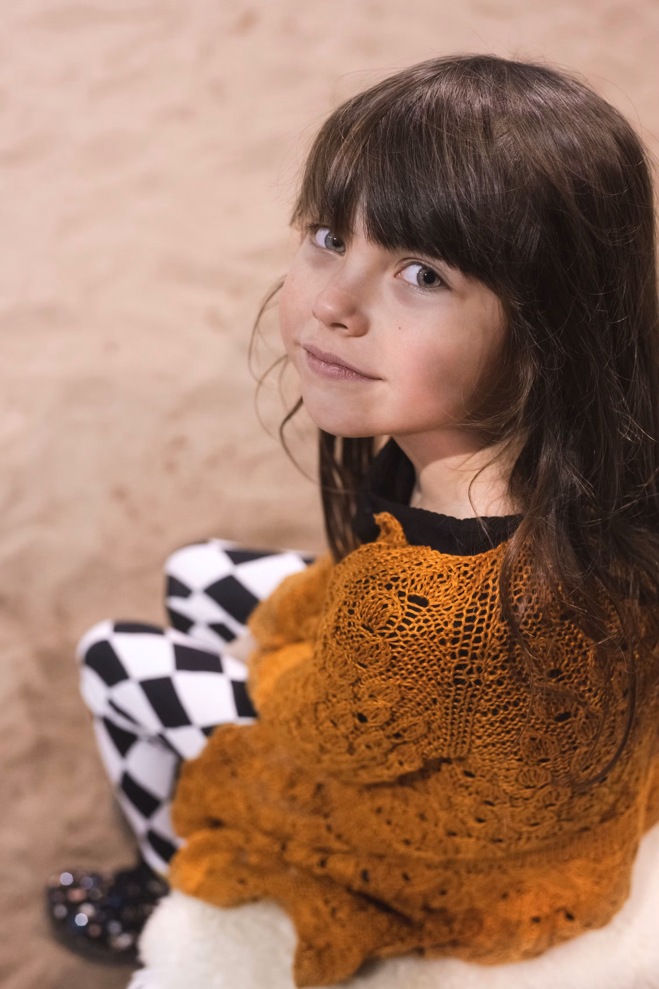 Järbo mönster 91864 Märta - spetsstickad barnkofta