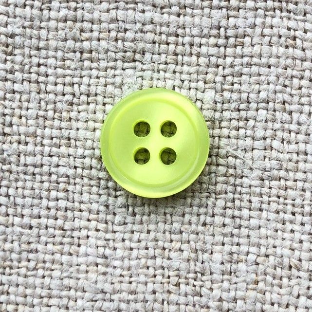 Knapp Bas 10 mm flera färger!