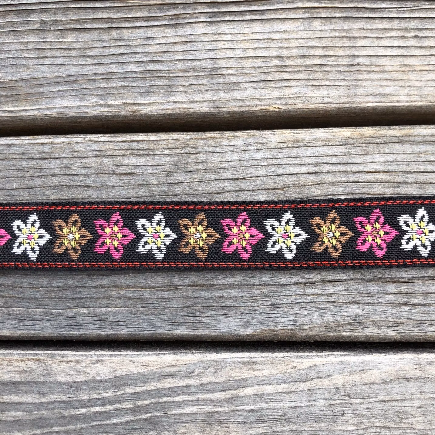 Dekorationsband Blommor 21 mm flera färger