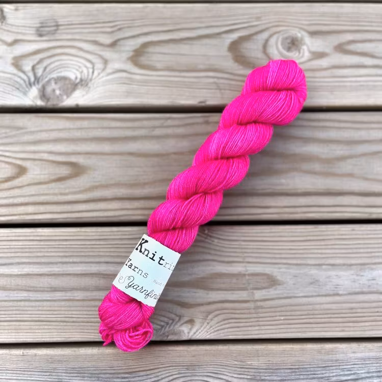 Knitritious´Yarns - Yarnfinity sock 212 m/50 g