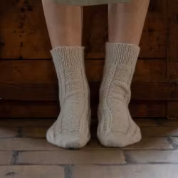 Garnkit Morgendugg socka - Hillesvåg (svenska)