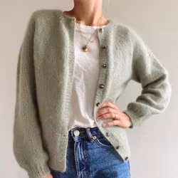 Novice Cardigan - Mohair Edition - Petiteknit
