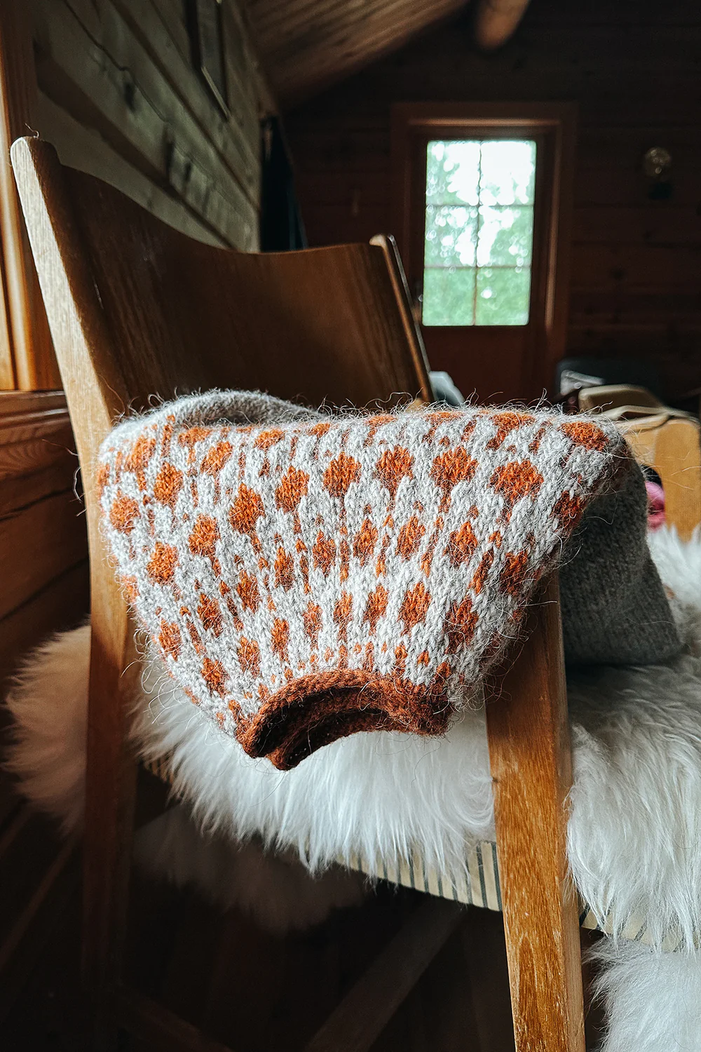 Sisu Knitwear - Cloudberry (Multebær) Sweater (PDF)