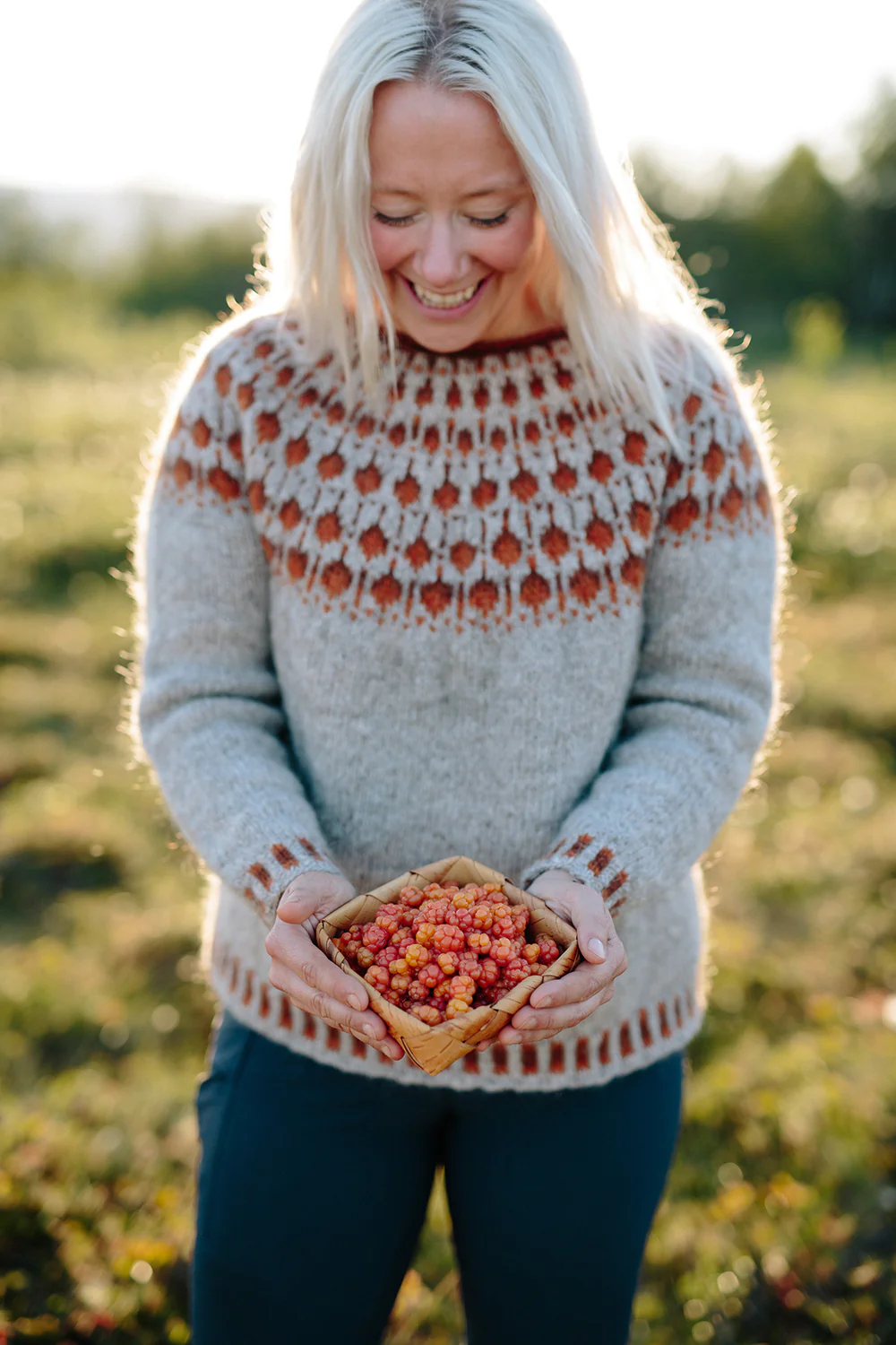 Sisu Knitwear - Cloudberry (Multebær) Sweater (PDF)