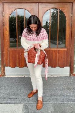 Sisu Knitwear - Raspberry (Bringebær) Sweater (PDF)