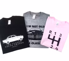 Svart "The Classic Volvo Amazon", grå "Old Classic Amazon"  och rosa "Växelspaksymbol Amazon"
