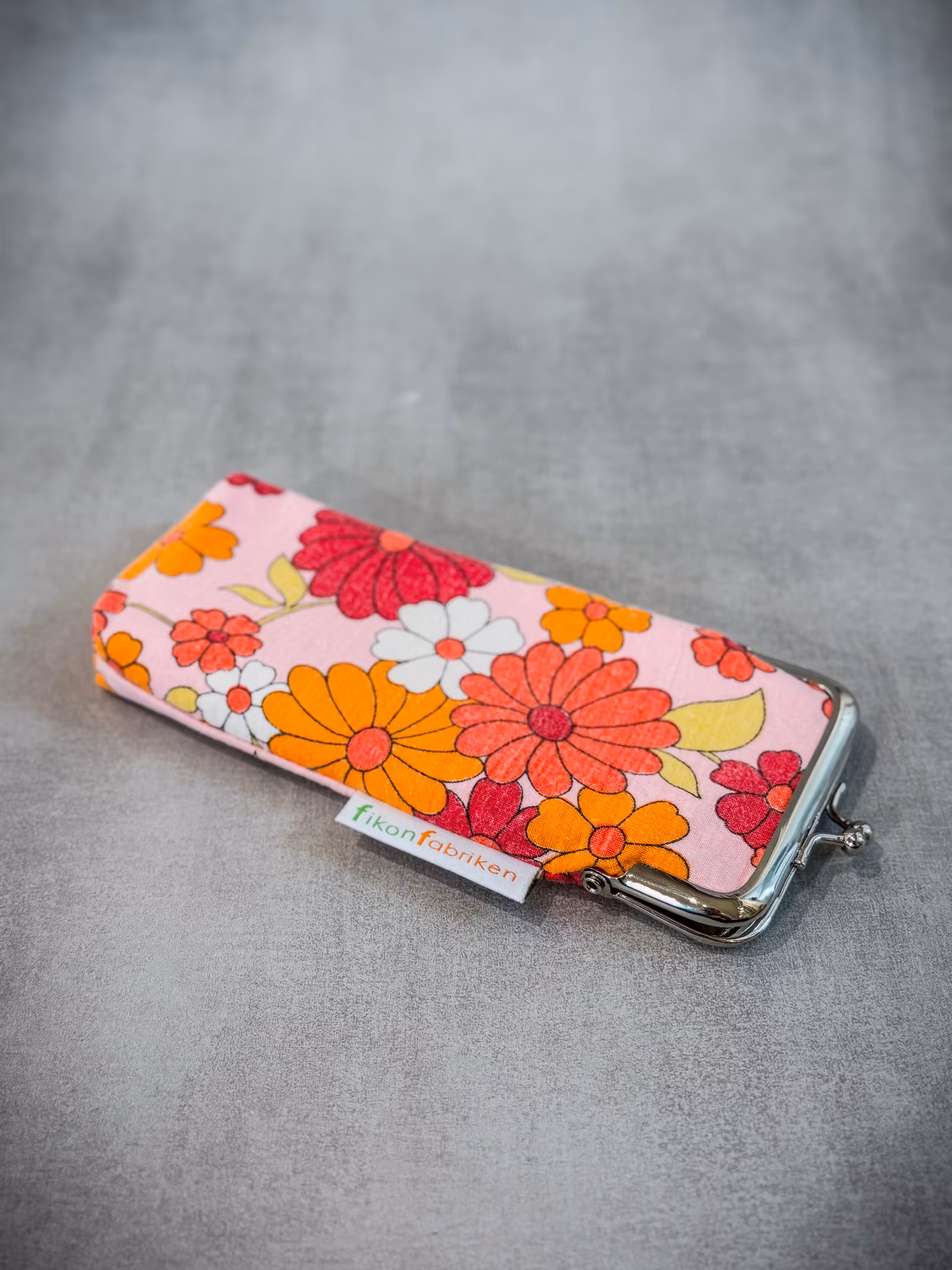 Glasögonfodral blommor - Stefanie Hums