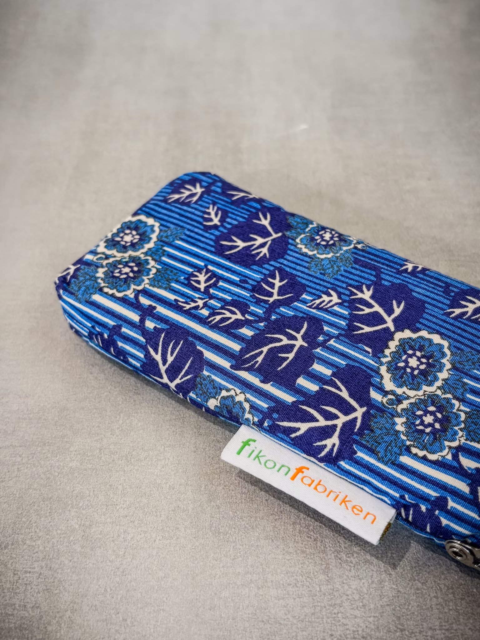 Glasögonfodral blå - Stefanie Hums