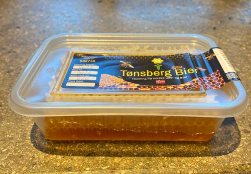 Hel tavle med honning fra Tønsberg sentrum 260 g