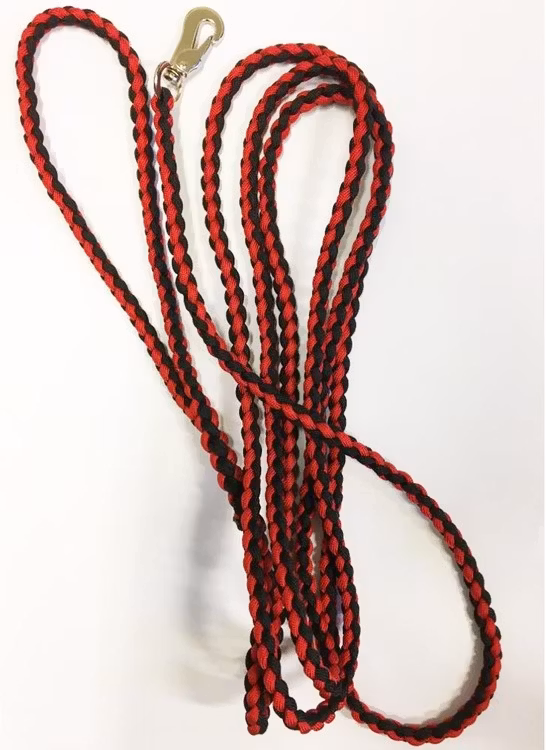 Paracordband med karabin krok(stor krok 180kg) 3 lengder fra 350,-