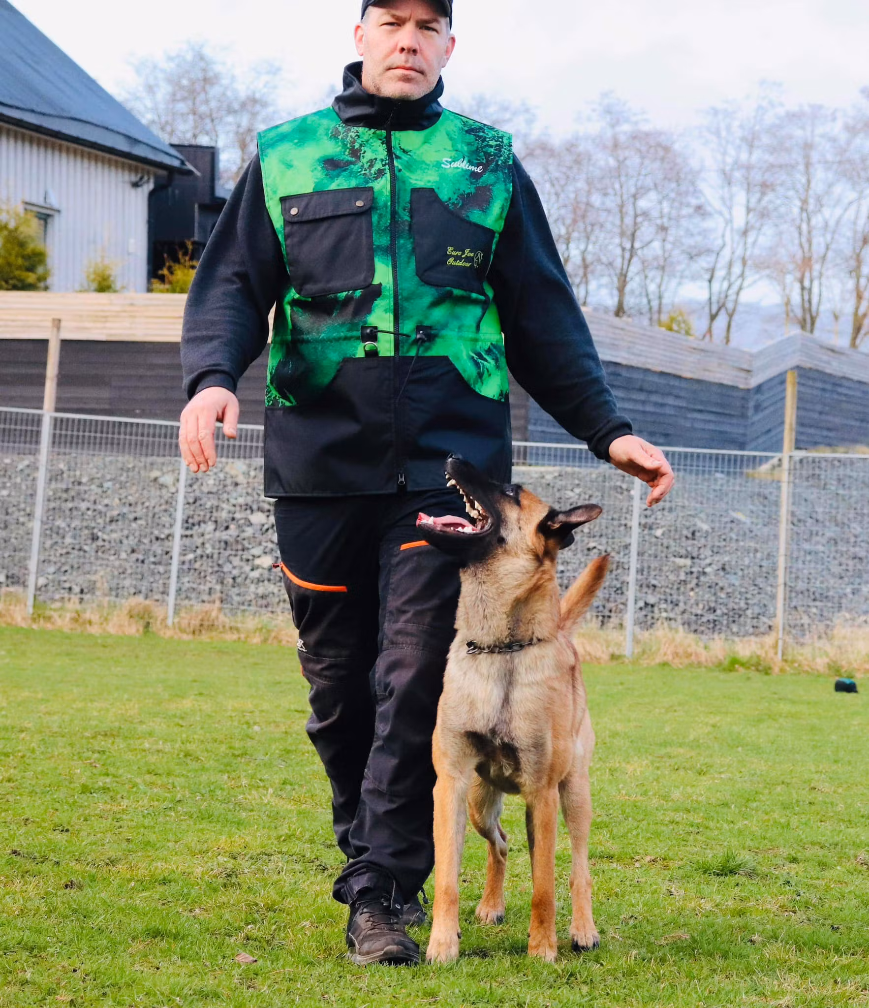 Sublime Training Vest Blanco i blå, grønn og rosa