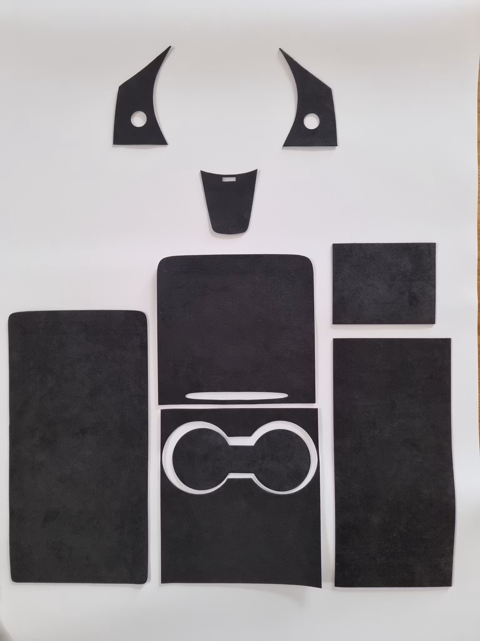 Alcantara kit till Tesla Model Y / 3