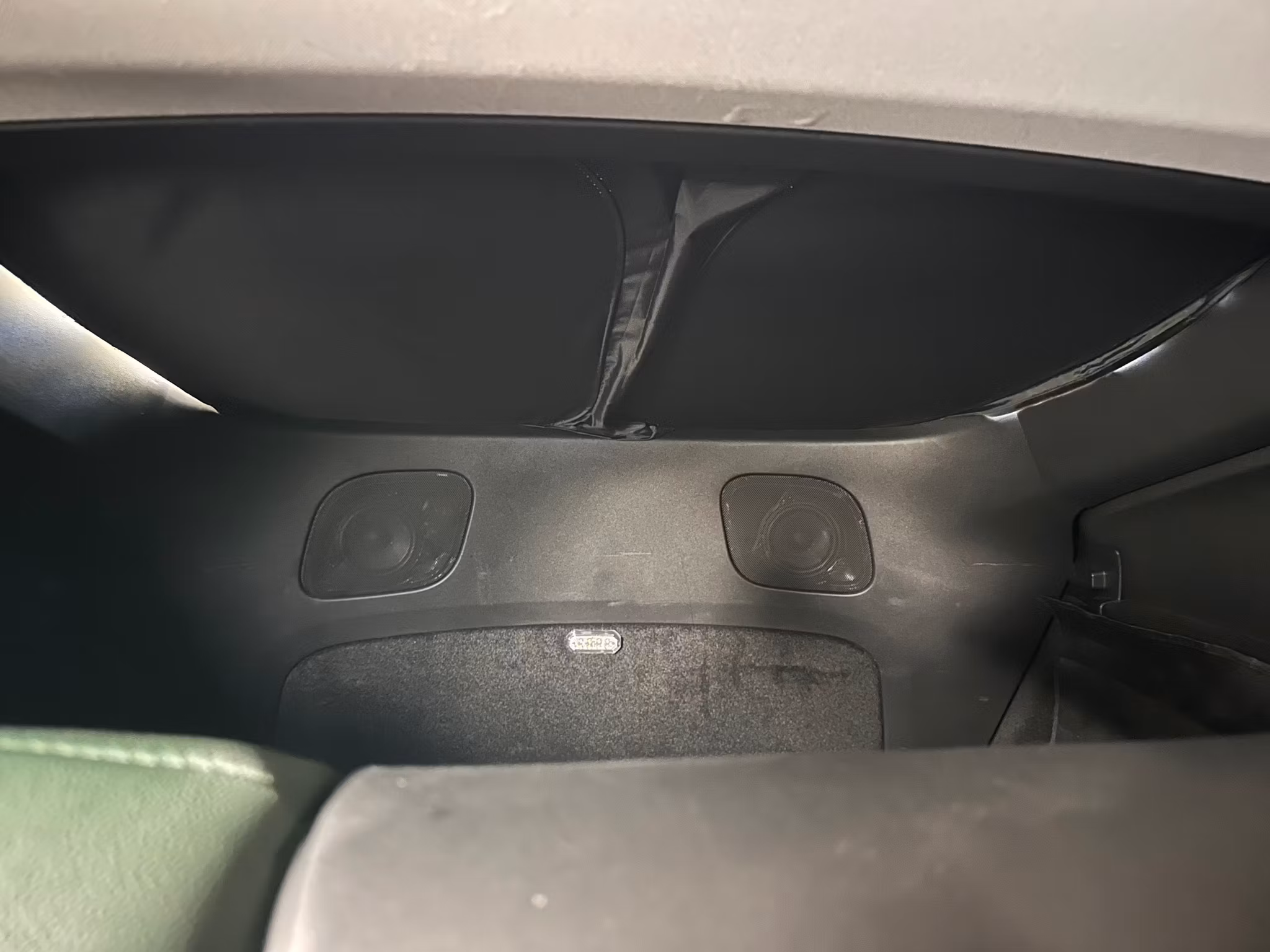 Solskydd Model Y Juniper