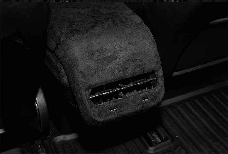 Alcantara inlägg utblås baksäte