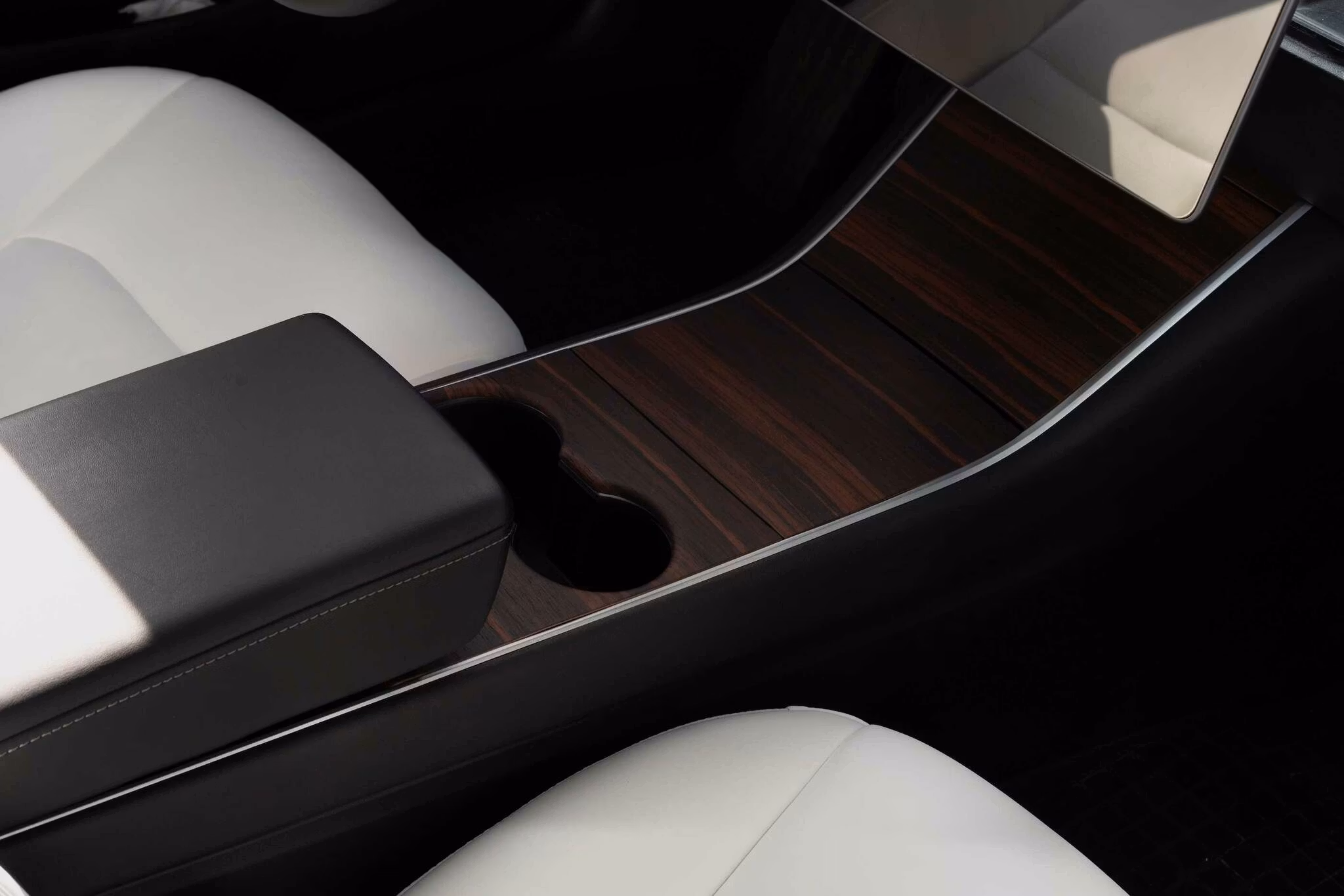 Träpaneler Tesla Model 3 2019-2020