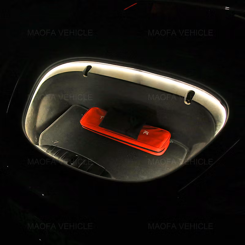 Frunkbelysning Model 3