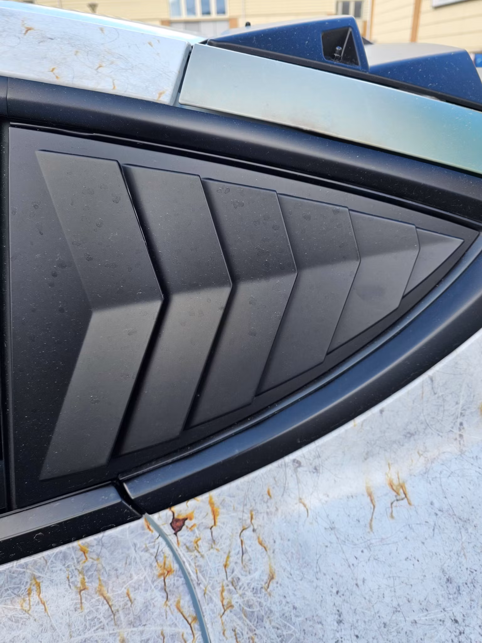 Louvers Model 3
