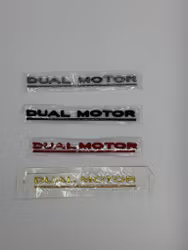 Emblem "Dual Motor"