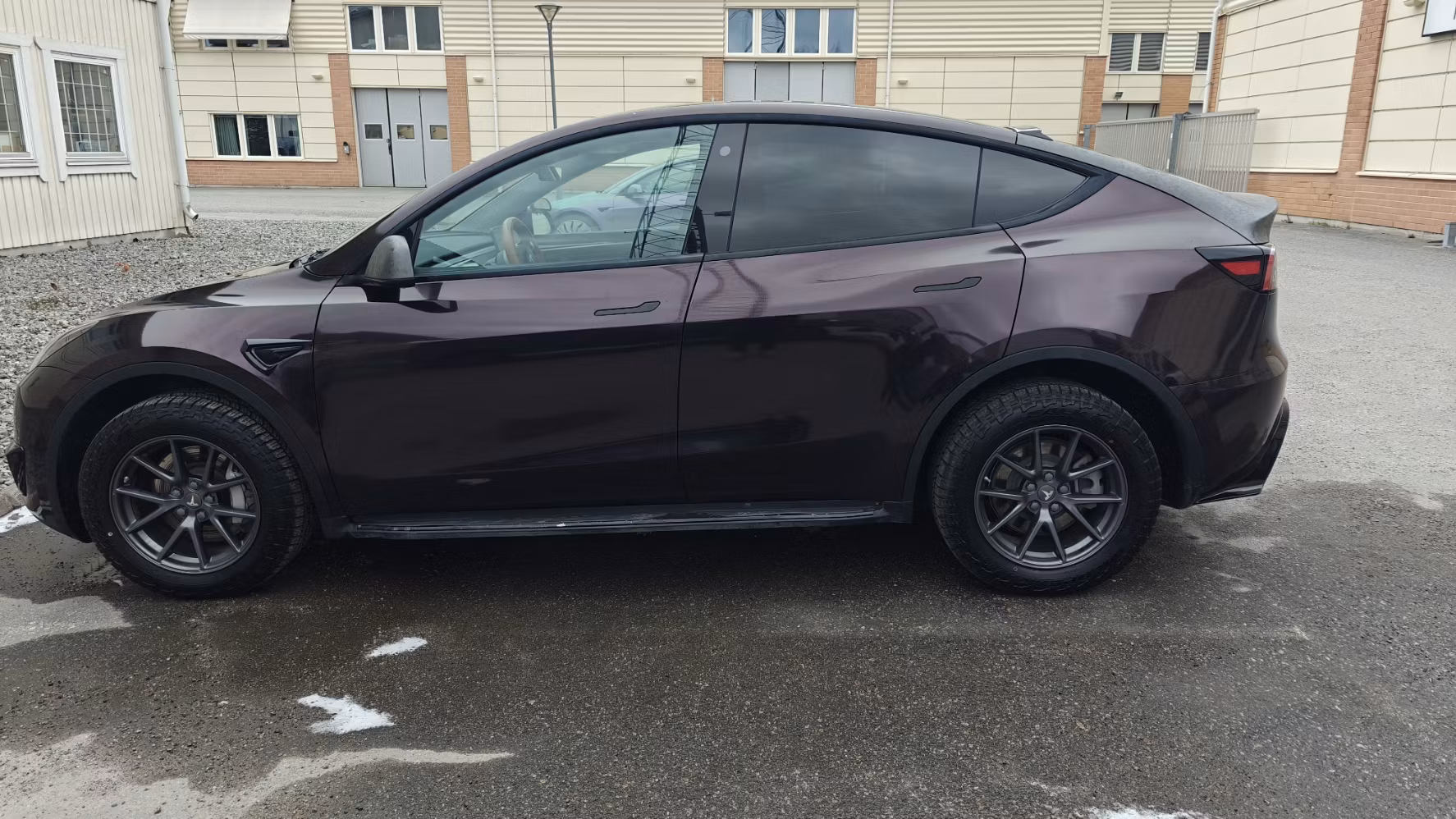 Off Road paket Model Y