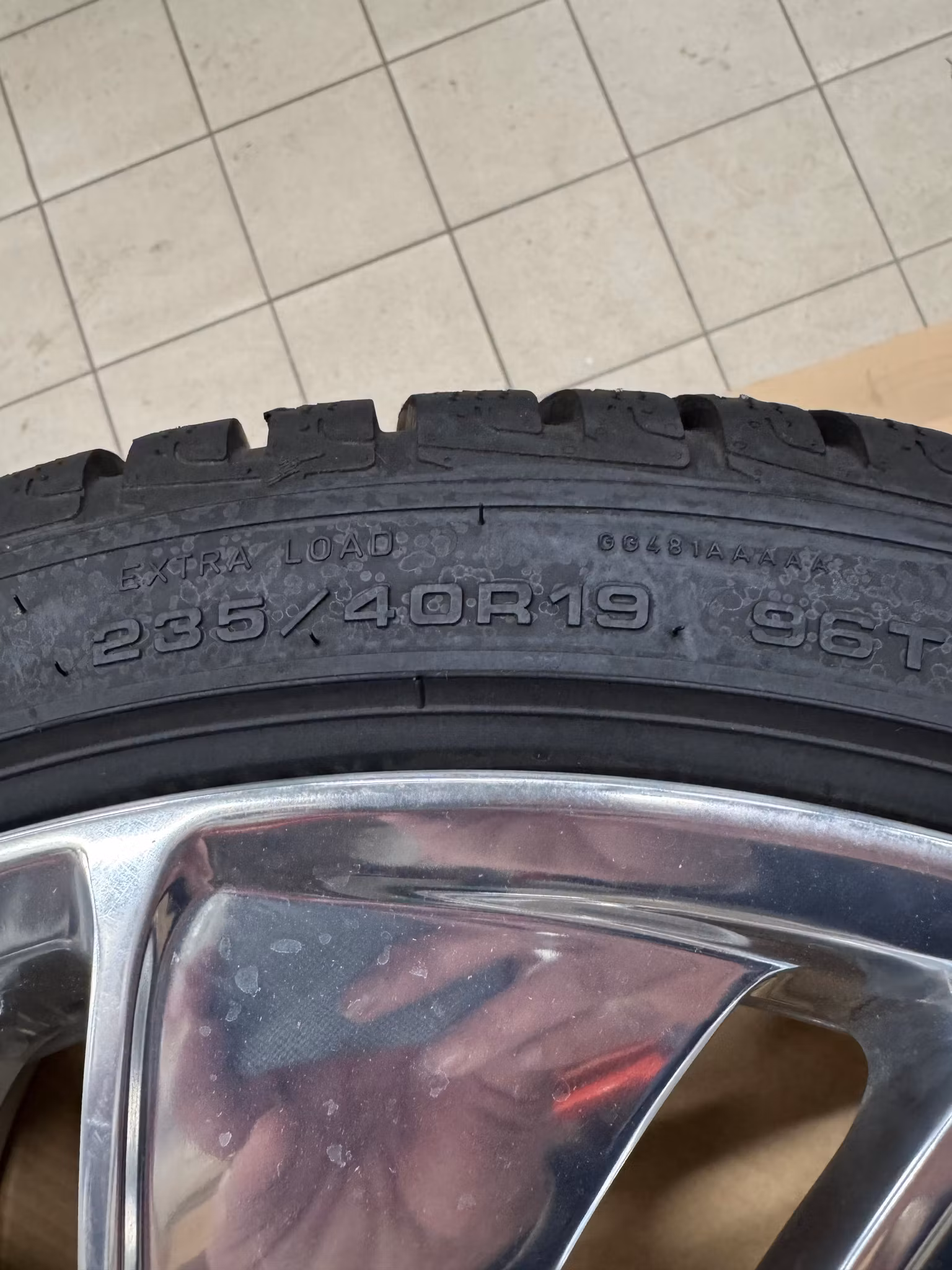 Vinterhjul Model 3 19 tum