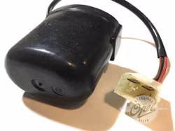 Viskermotor frontlykt høyre