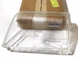 Lykteglass venstre foran