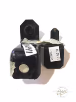 Festebrakett støtfanger høyre indre bak