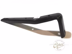 Festebrakett støtfanger høyre indre foran (Manta)