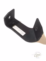 Festebrakett støtfanger høyre indre bak