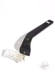 Festebrakett støtfanger venstre indre foran