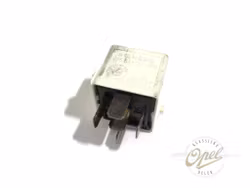 Relé til drivstoffpumpe